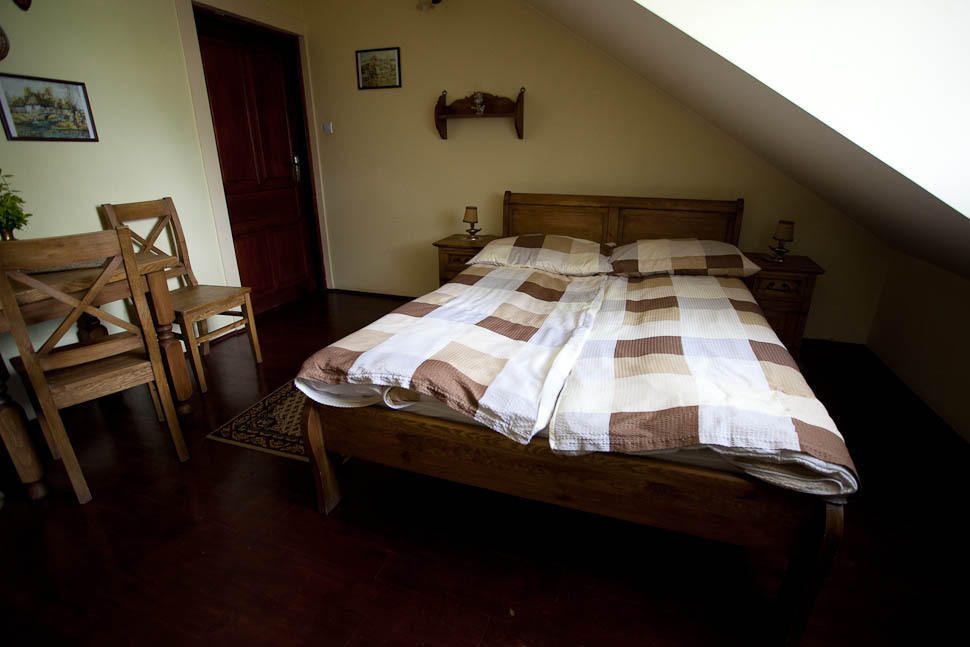 Bed and Breakfast Dwor Na Wichrowym Wzgorzu Przybysławice Pokoj fotografie