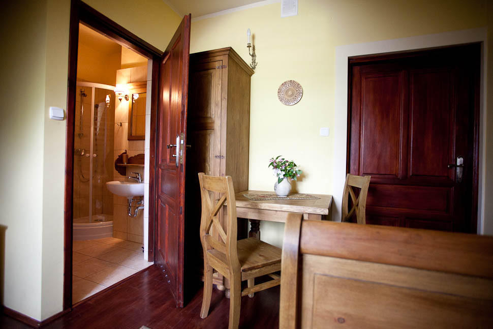 Bed and Breakfast Dwor Na Wichrowym Wzgorzu Przybysławice Pokoj fotografie