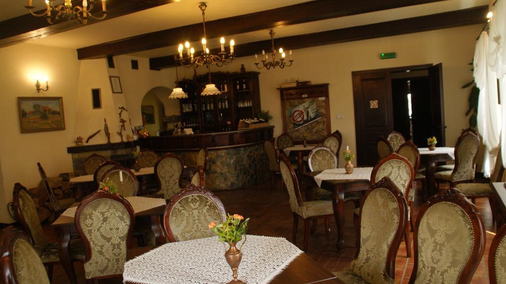 Bed and Breakfast Dwor Na Wichrowym Wzgorzu Przybysławice Exteriér fotografie